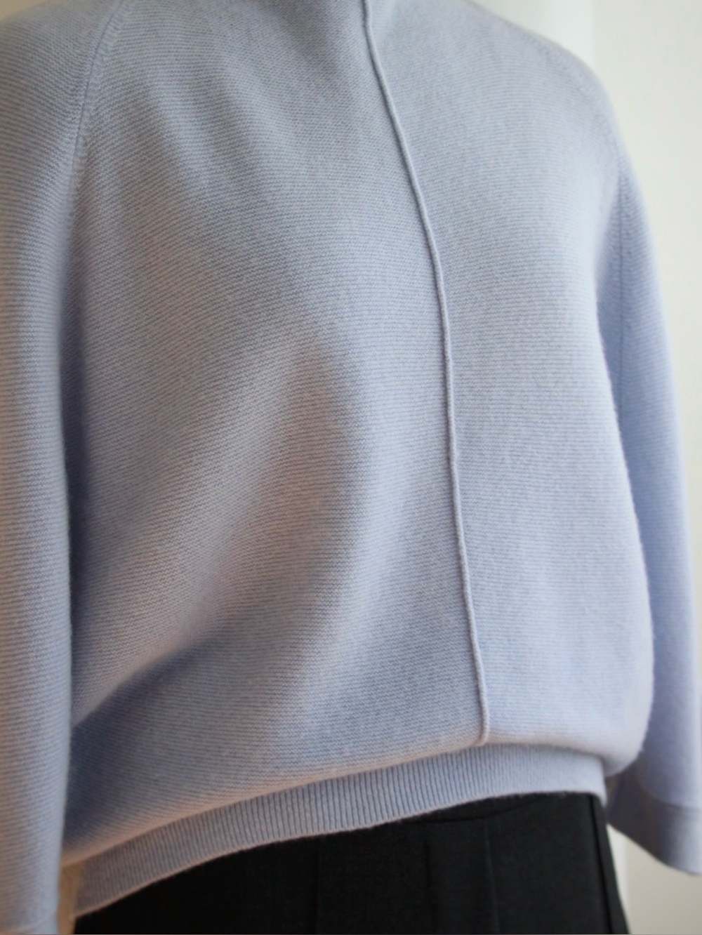 Club Monaco Cashmere Links Dolman Knit Jumper - Picture 7 of 8